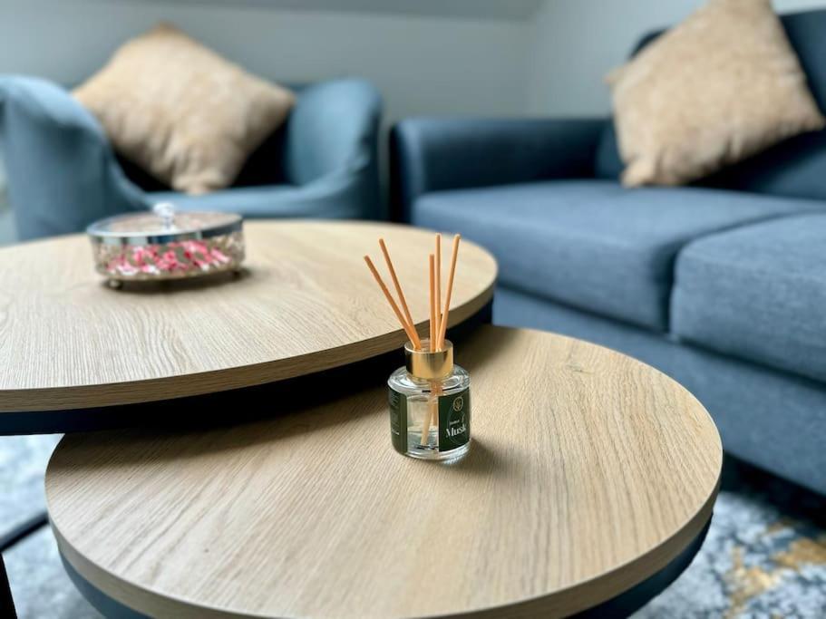 Superbe Appartement Tres Calme Et Confortable Reims Bagian luar foto